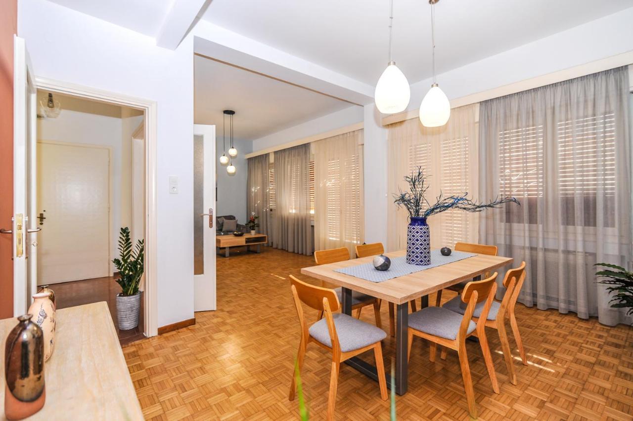 The Elegant. Spacious City Center Apartment. Kandiye Dış mekan fotoğraf